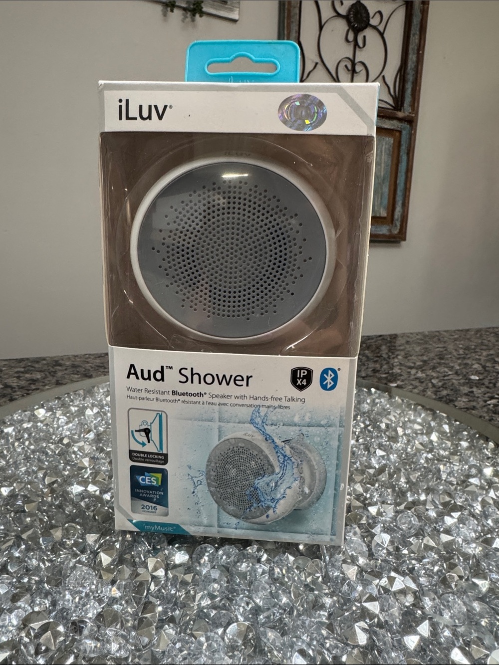 iLuv Aud Shower Bluetooth Speaker in Gray and White NEW